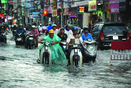 TP HCM: Triều cường ở mức báo động 3