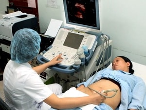 Hạn chế chất kích thích gây chuyển dạ cho thai phụ