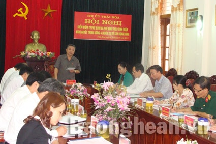 Thị ủy Thái Hòa kiểm điểm tập thể BTV theo tinh thần Nghị quyết Trung ương 4 (Khóa XI)