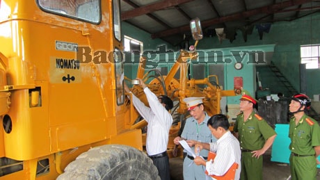 Một doanh nghiệp nợ đọng thuế bị kê biên tài sản