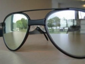 Bộ Quốc phòng Anh phát triển kính chống tia laze