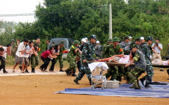 Diễn tập cứu nạn hàng không tại sân bay Hòa Lạc