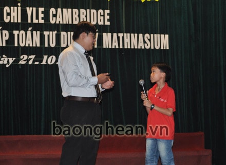 Lễ vinh danh học sinh xuất sắc, trao chứng chỉ YLE Cambridge