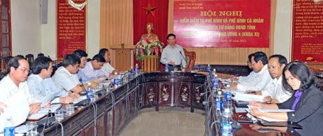 Ban cán sự Đảng UBND tỉnh kiểm điểm theo tinh thần Nghị quyết Trung ương 4 (Khóa XI)