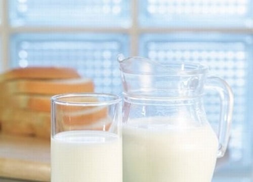 Bệnh gai cột sống: Ăn nhiều canxi có ảnh hưởng?