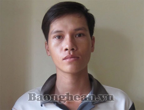 Vào chùa trộm tiền công đức bị công an bắt giữ