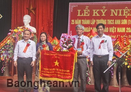 Kỷ niệm 25 năm ngày thành lập Trường THCS Anh Sơn (1987 -2012)