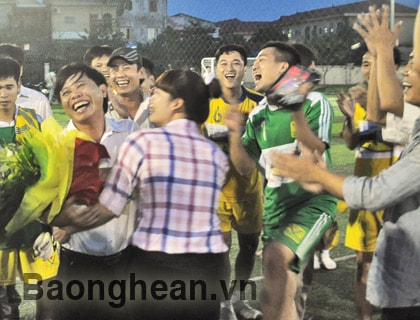 Công ty Du lịch lữ hành Văn Minh giành ngôi vô địch