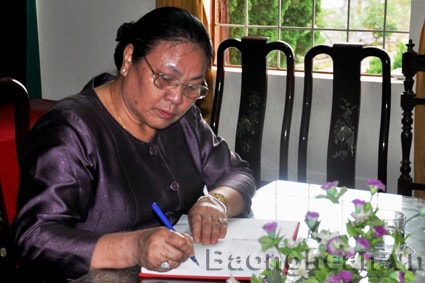 Khắc ghi công lao của các anh hùng liệt sỹ Việt Nam với đất nước Lào