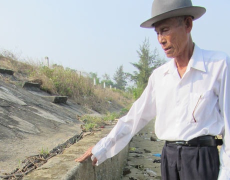 Trên 100m kè đường ven sông Lam bị hổng chân