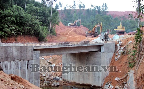 Tập trung tháo gỡ khó khăn cho doanh nghiệp và trả nợ đầu tư xây dựng cơ bản