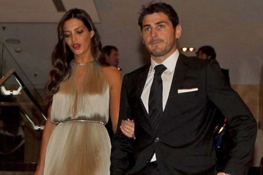 Casillas dẹp qua mâu thuẫn: Bầu chọn cho Mourinho thay vì Del Bosque