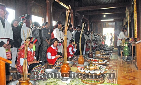 Bài 2: Lễ hội Đền Chín Gian và “tín hiệu” Xăng Khan