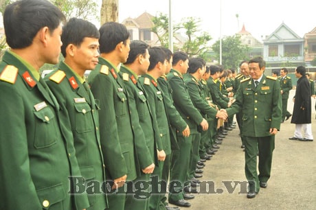 Bộ CHQS tỉnh: Gặp mặt các trí thức, văn nghệ sỹ tiêu biểu người Nghệ đã và đang công tác trong QĐND Việt Nam