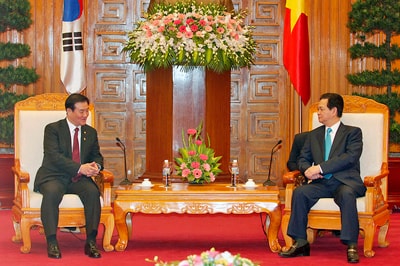 Thủ tướng Nguyễn Tấn Dũng tiếp Chủ tịch Quốc hội Hàn Quốc