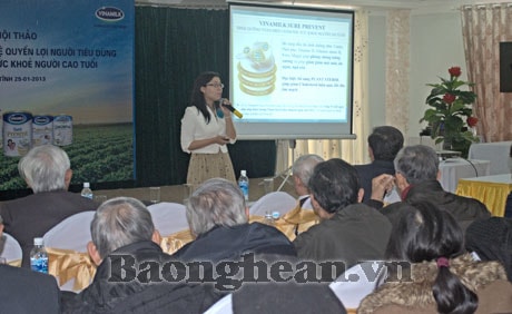 Phổ biến Luật Bảo vệ quyền lợi người tiêu dùng và chăm sóc sức khỏe người cao tuổi