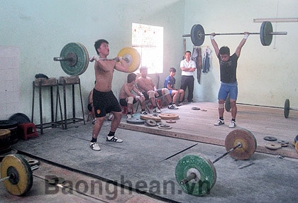 Hãy quan tâm xứng đáng cho môn cử tạ