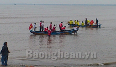 Quỳnh Lưu: Lễ hội đua thuyền truyền thống đầu Xuân