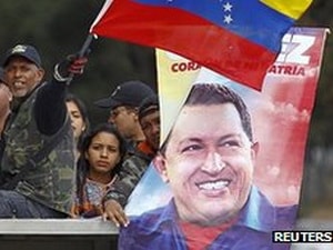 "Tổng thống Hugo Chavez đã bị liệt nửa người"