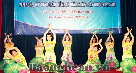 Sở y tế tổ chức giao lưu thi đấu cầu lông, văn nghệ chào mừng Ngày Thầy thuốc Việt Nam 27/2