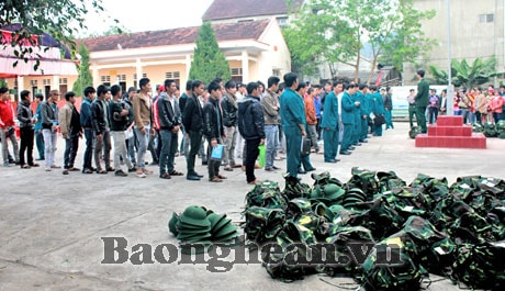Quỳ Châu gặp mặt thanh niên lên đường nhập ngũ đợt 1 năm 2013
