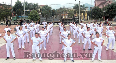 TT Kim Sơn (Quế Phong) ra mắt CLB Dưỡng sinh