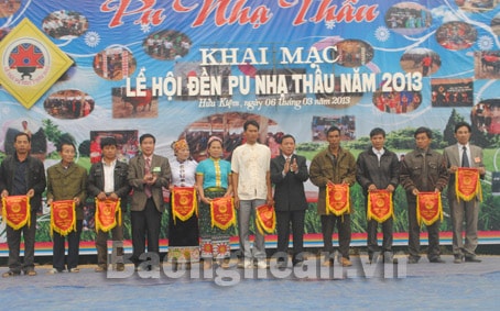 Lễ hội Đền Pu Nhạ Thầu