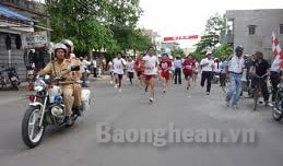 Giải việt dã Tiền phong huyện Quỳnh Lưu năm 2013