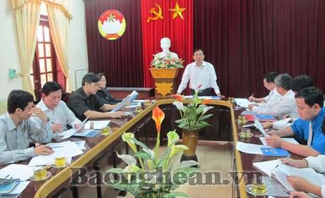 Họp bàn kế hoạch triển khai cuộc vận động “Ngày vì người nghèo” năm 2013