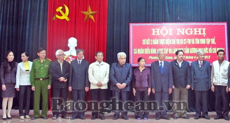 Phường Đội Cung biểu dương điển hình học tập và làm theo tấm gương đạo đức Hồ Chí Minh