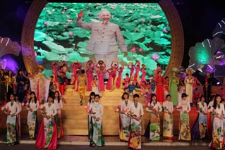 Tưng bừng Ngày Văn hóa các dân tộc Việt Nam