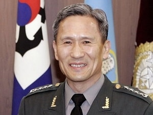 Bưu kiện khả nghi gửi tới Bộ trưởng Quốc phòng Hàn