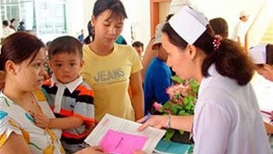 Tăng giá dịch vụ y tế tại Hà Nội và TP HCM vào quí 3/2013