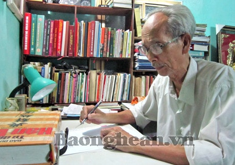 Chuyện người từng hỏi cung Tướng Đờ- Cát- tơ- ri