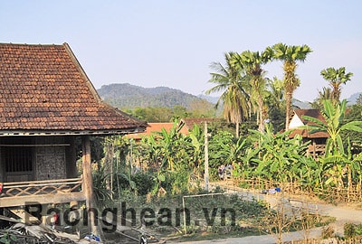 Bài 2: Người Thái ở bản Bãi Gạo