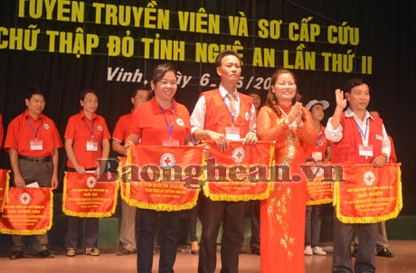 Bế mạc hội thi truyền viên, sơ cấp cứu Chữ thập đỏ tỉnh Nghệ An