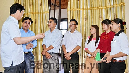 Sơ kết giai đoạn 1 Dự án đưa trí thức trẻ về làm Phó Chủ tịch xã và 4 năm thực hiện Quyết định số 70/2009/QĐ-TTg