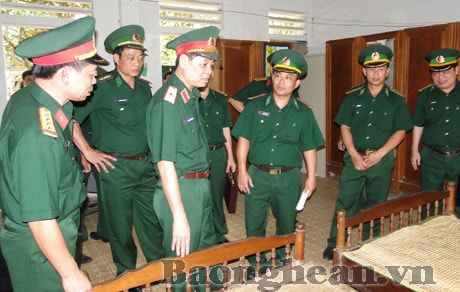 Kiểm tra công tác hậu cần tại đồn biên phòng Hạnh Dịch