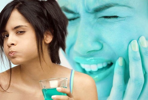 Lạm dụng nước súc miệng gây hư răng