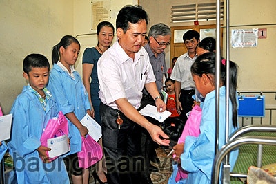 Công ty Prudential tại Nghệ An hỗ trợ khám sàng lọc bệnh tim bẩm sinh cho trẻ em