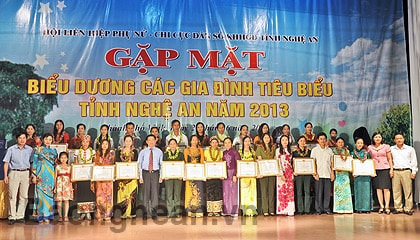 Thực hiện tốt công tác Dân số là góp phần to lớn xóa đói nghèo, lạc hậu và thúc đẩy phát triển bền vững