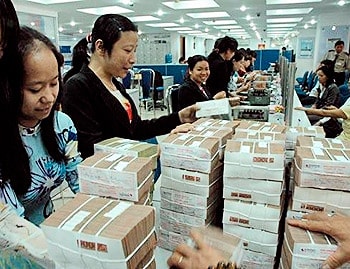 Doanh nghiệp tố nhiều ngân hàng vẫn áp lãi suất cắt cổ