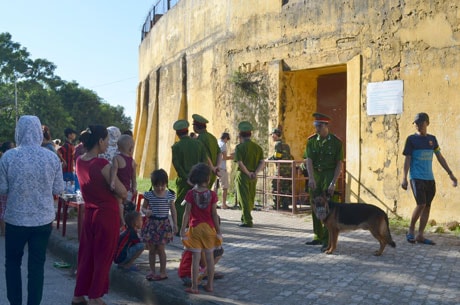 Trước trận SLNA – Hà Nội T&T:  Xuất hiện vé giả, dân phe vé kêu lỗ