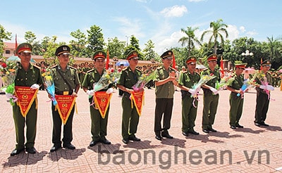 CA Nghệ An trao giải Hội thi điều lệnh quân sự võ thuật