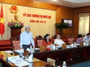 Ủy ban Thường vụ QH thảo luận dự án Luật Hộ tịch