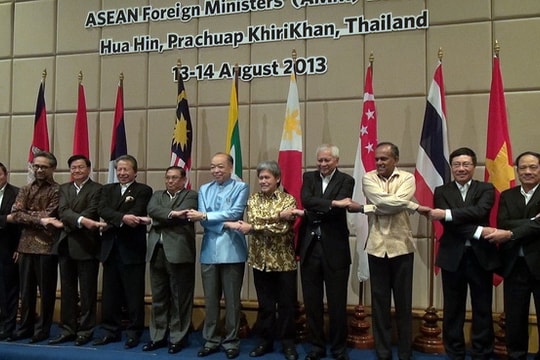 Việt Nam dự Hội nghị hẹp Bộ trưởng Ngoại giao ASEAN