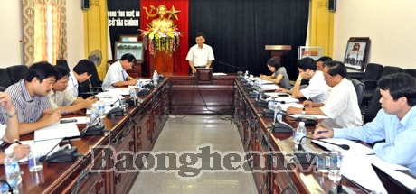 Kiểm tra công tác xây dựng, ban hành văn bản QPPL tại Sở Tài chính