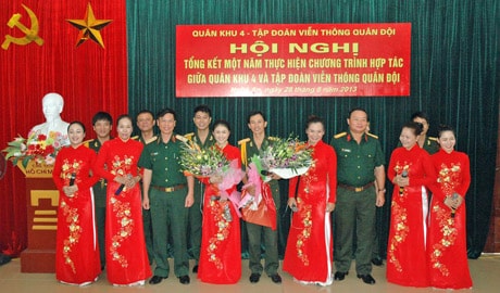 Quân khu 4 - Tập đoàn Viettel tổng kết chương trình hợp tác