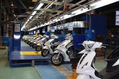 Xe Piaggio chuyển tiêu thụ nội địa phải nộp thuế GTGT và TTĐB