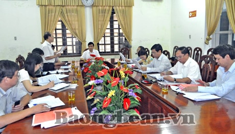 Thường trực HĐND tỉnh giám sát công tác xây dựng văn bản QPPL tại thành phố Vinh